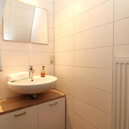 Haus Poststrasse 1a 14 Apartamento *